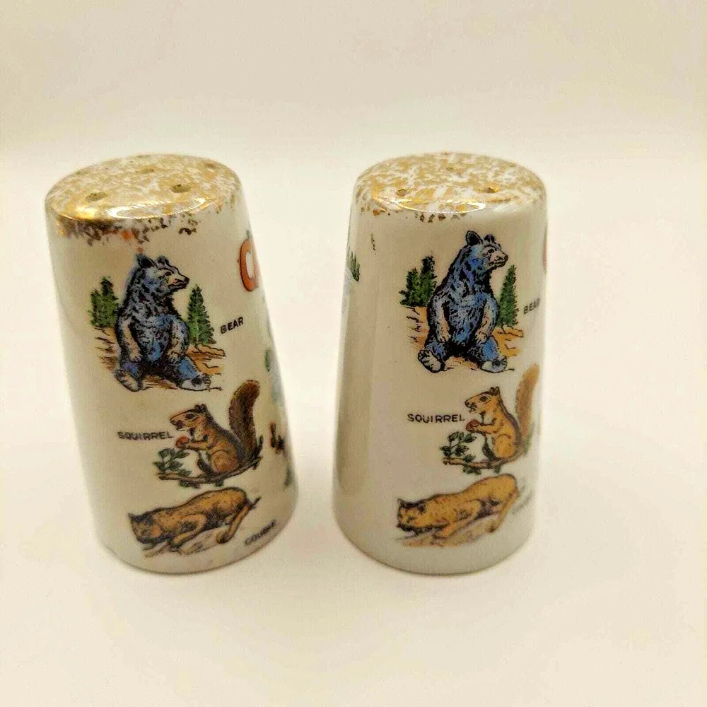 Souvenir Salt And Pepper Shakers Wild Animals Of Canada